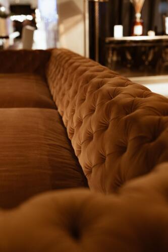 kaboompics Orange velvet couch(3)